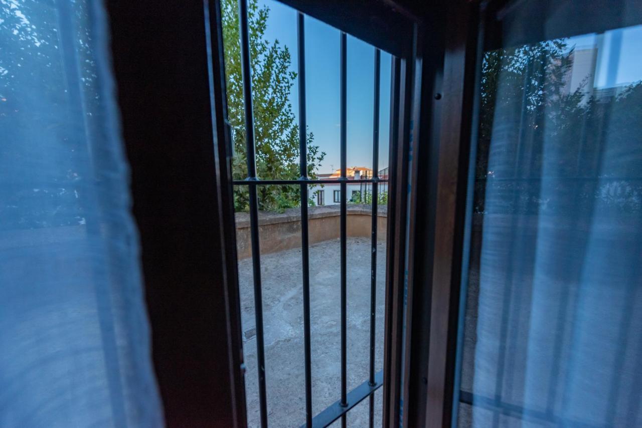 Appartement Galarza Deluxe Casa Xvi-Xvii Parking Privado Gratis à Caces Extérieur photo