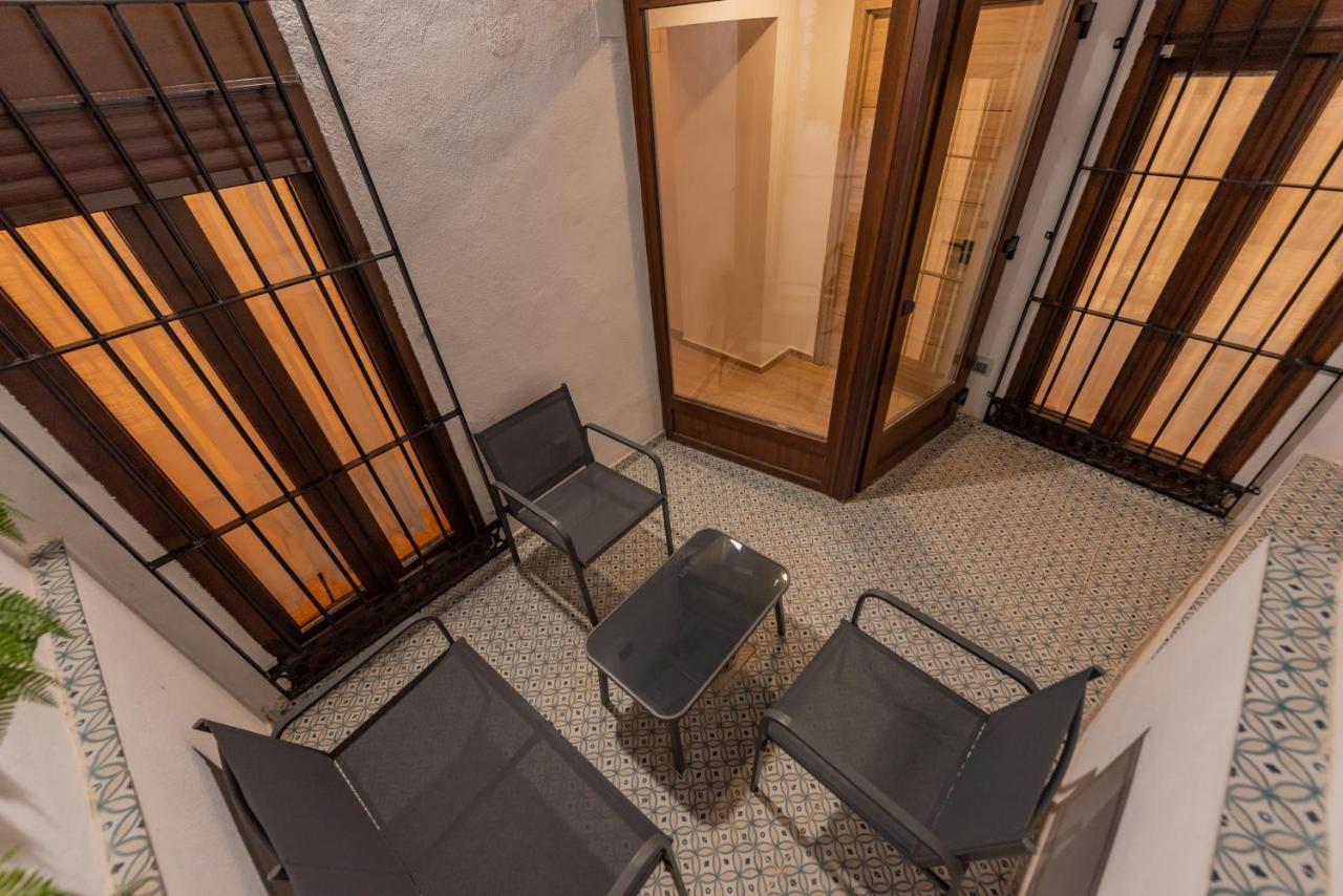 Appartement Galarza Deluxe Casa Xvi-Xvii Parking Privado Gratis à Caces Extérieur photo