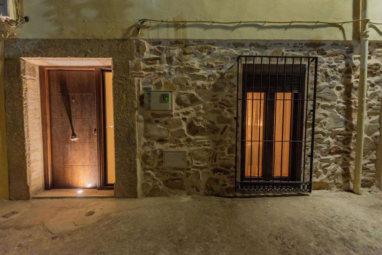 Appartement Galarza Deluxe Casa Xvi-Xvii Parking Privado Gratis à Caces Extérieur photo
