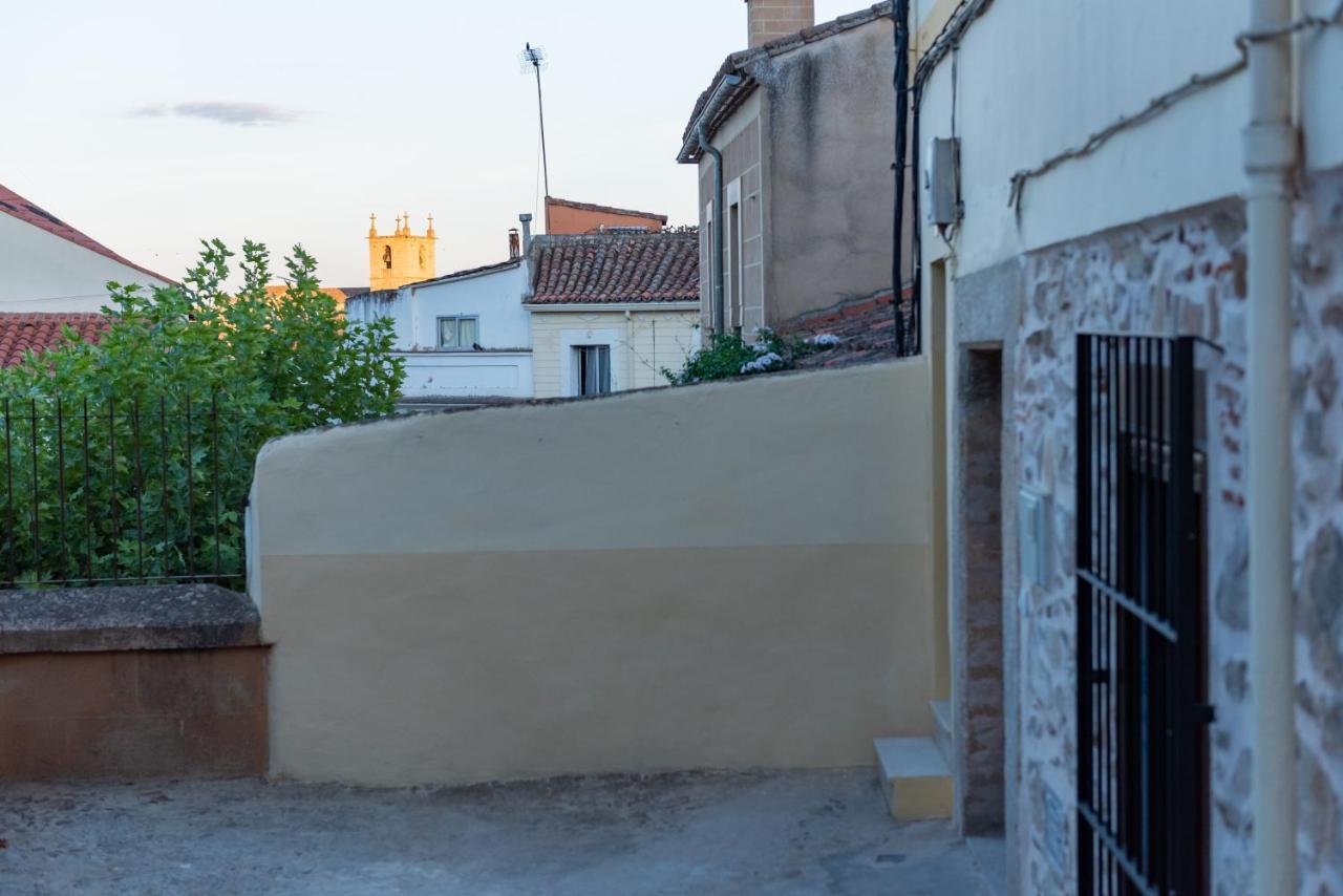 Appartement Galarza Deluxe Casa Xvi-Xvii Parking Privado Gratis à Caces Extérieur photo