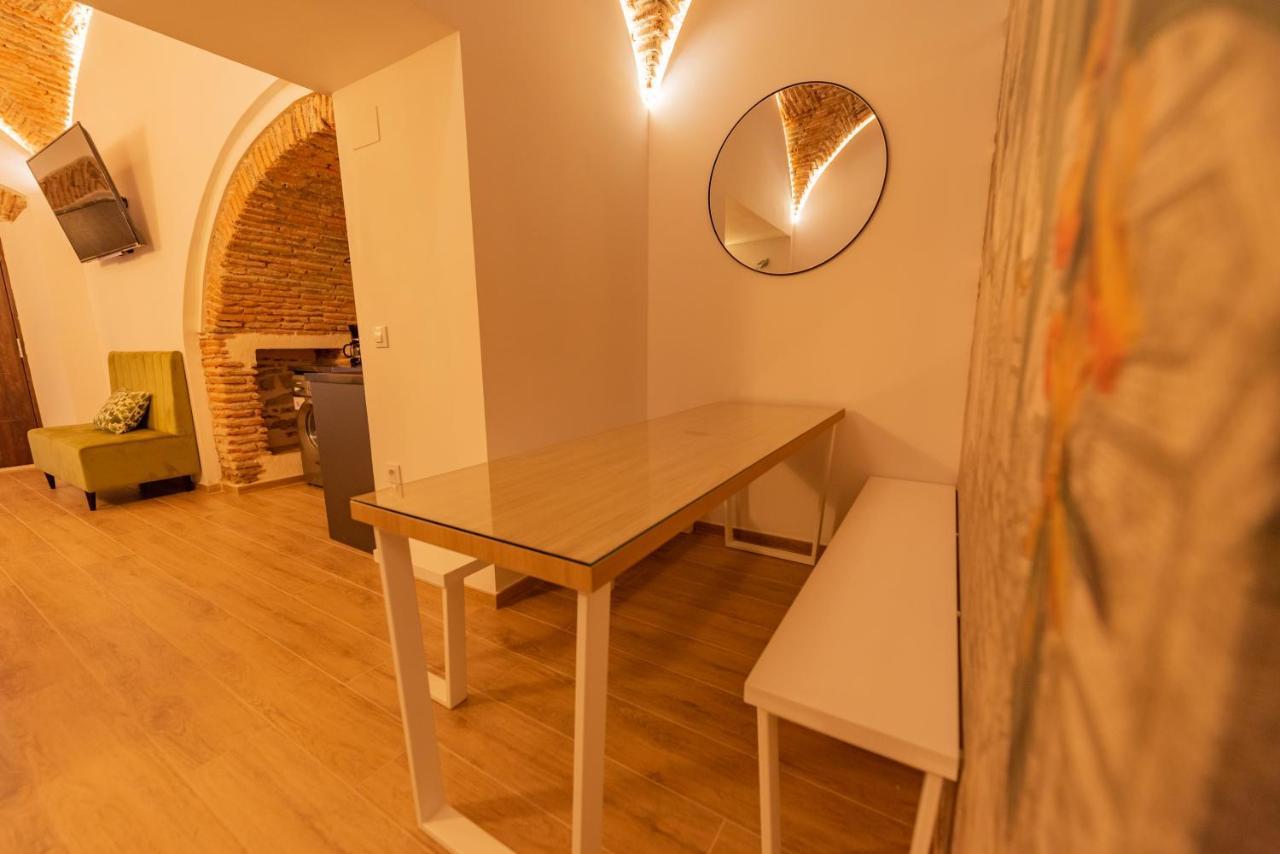Appartement Galarza Deluxe Casa Xvi-Xvii Parking Privado Gratis à Caces Extérieur photo