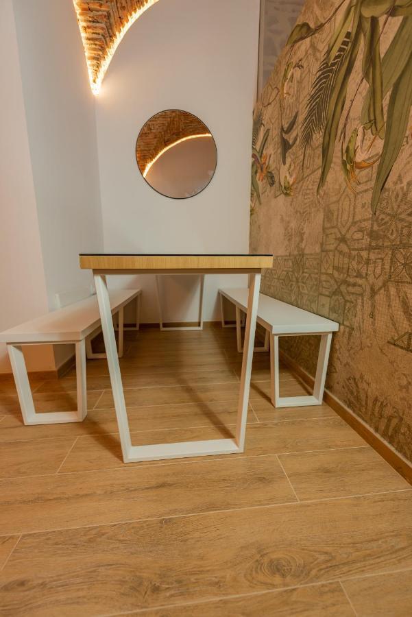 Appartement Galarza Deluxe Casa Xvi-Xvii Parking Privado Gratis à Caces Extérieur photo